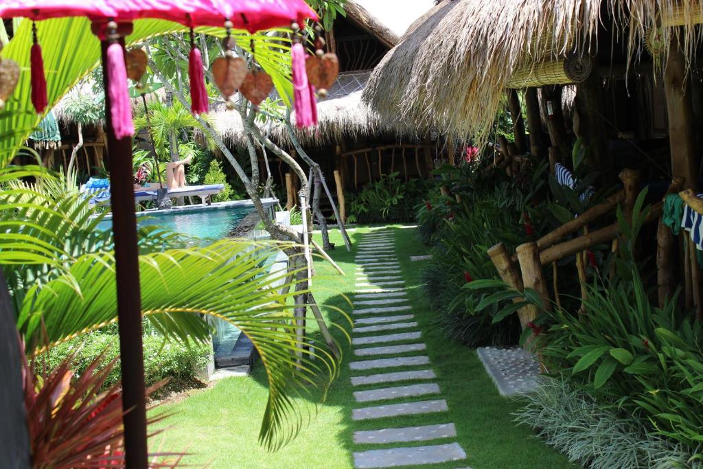 The Calmtree Bungalows Canggu Екстериор снимка